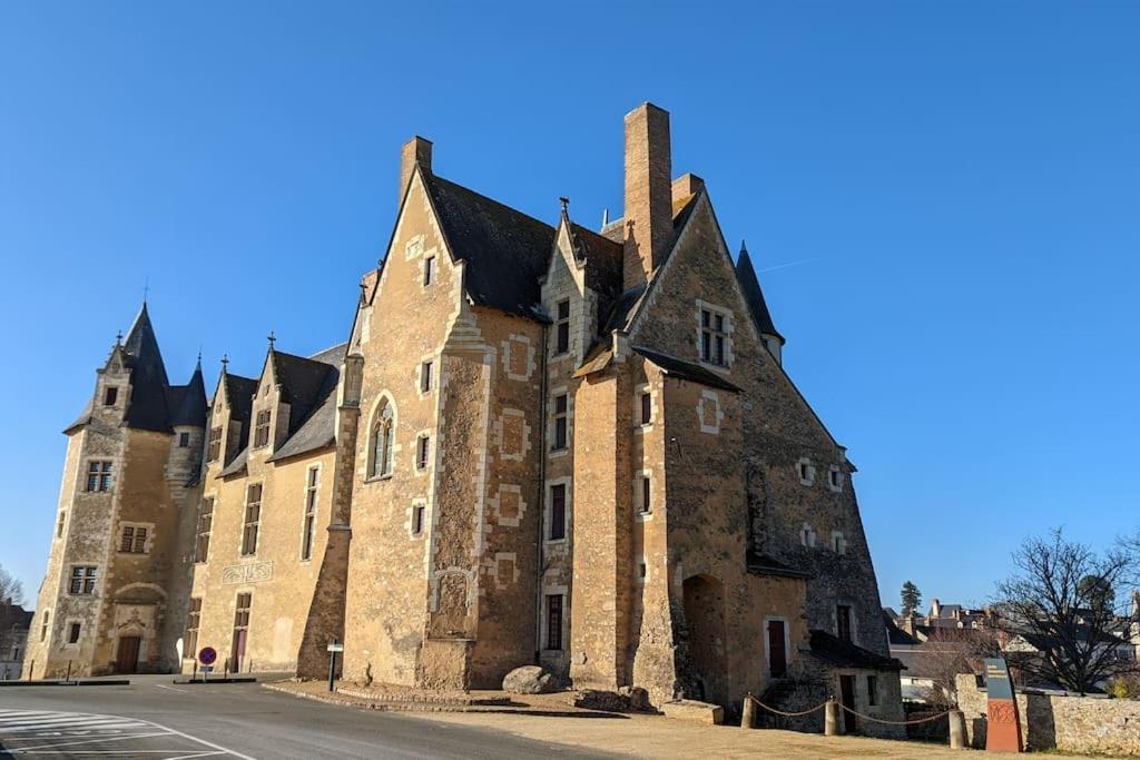 Logis Des Fees, Spa, Piscine Et Jardin Bauge-en-Anjou Exterior photo